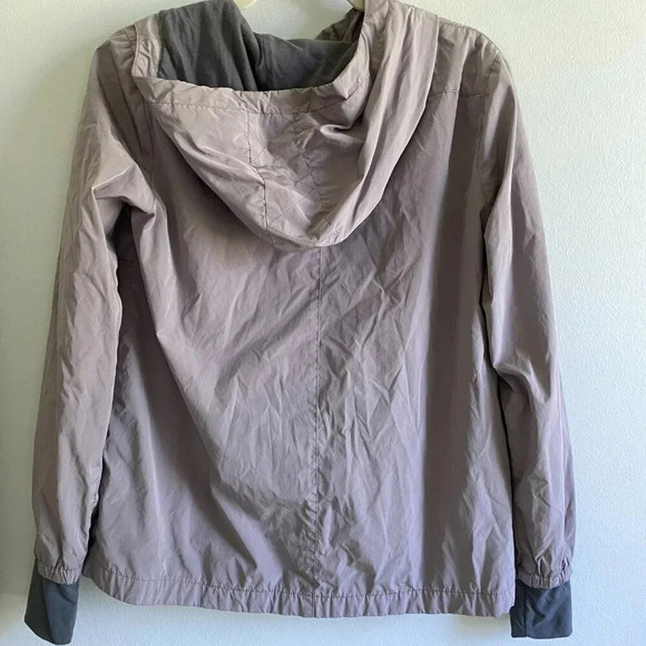 GAP Bodyfit Gray Hooded Activewear  Jacket Size S - Picture 5 of 9